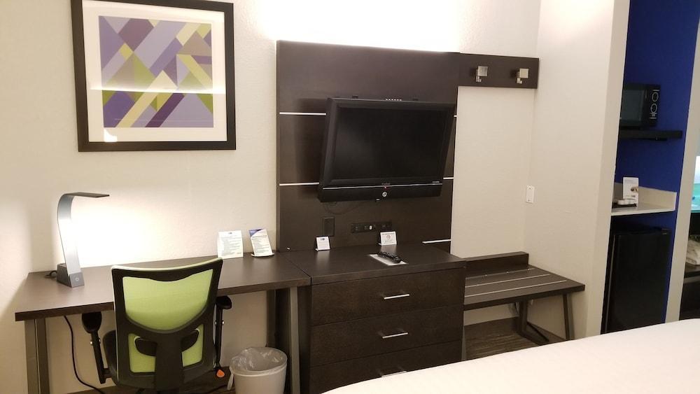 Holiday Inn Express Rochester - Greece By Ihg Ngoại thất bức ảnh