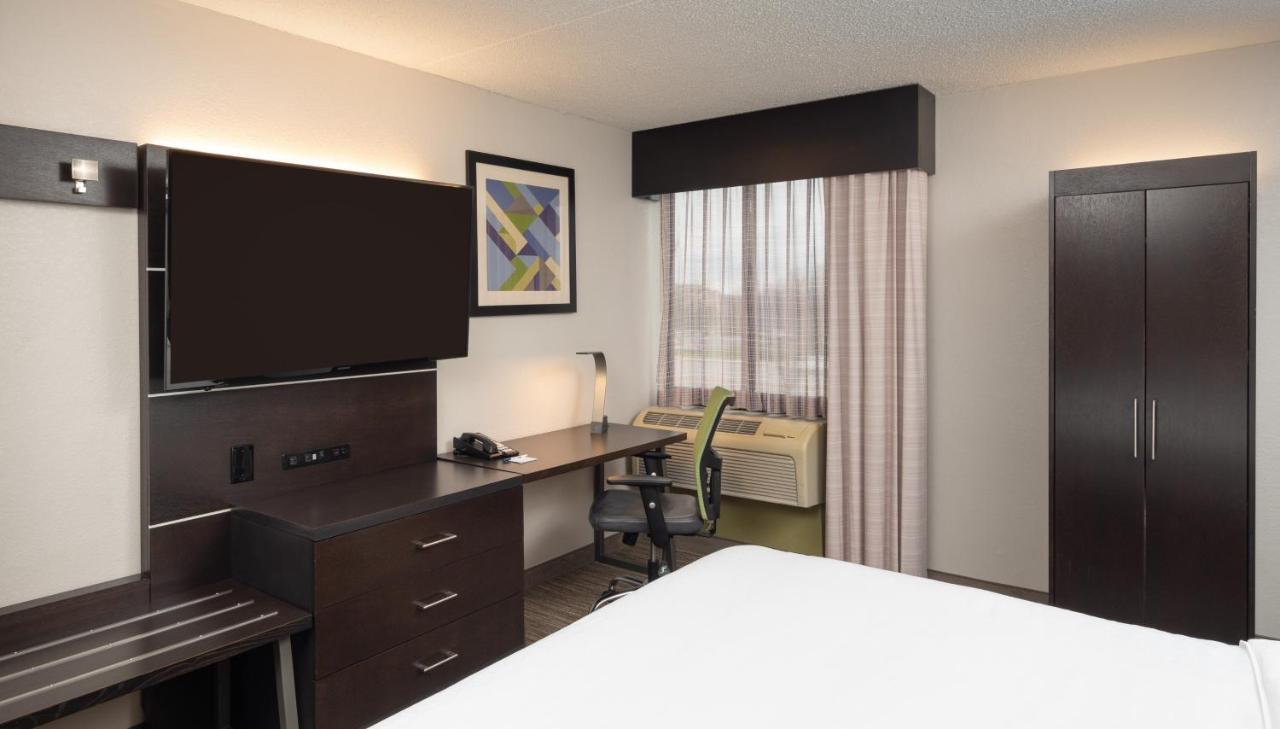 Holiday Inn Express Rochester - Greece By Ihg Ngoại thất bức ảnh