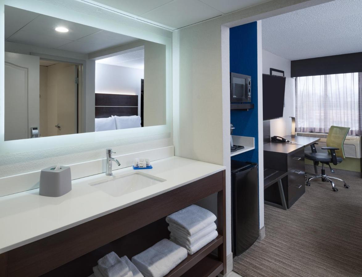 Holiday Inn Express Rochester - Greece By Ihg Ngoại thất bức ảnh