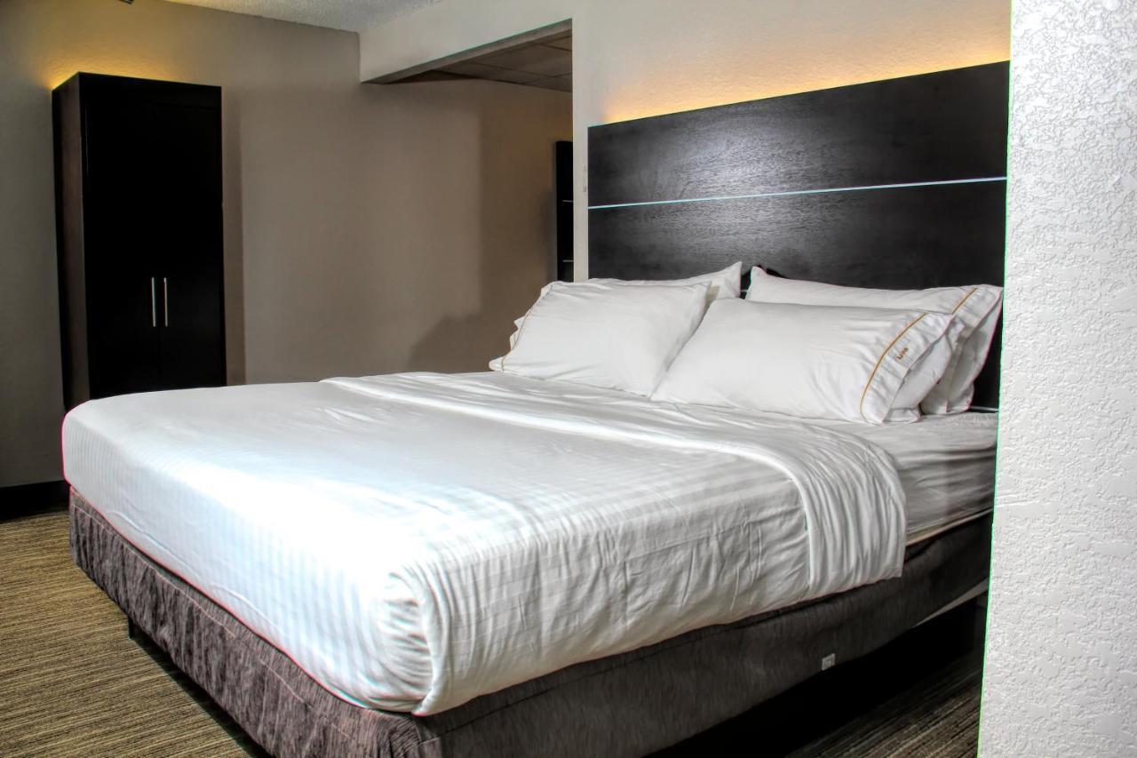 Holiday Inn Express Rochester - Greece By Ihg Ngoại thất bức ảnh